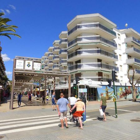 Apartamentos Bahia Dorada Y Iris Салоу Экстерьер фото