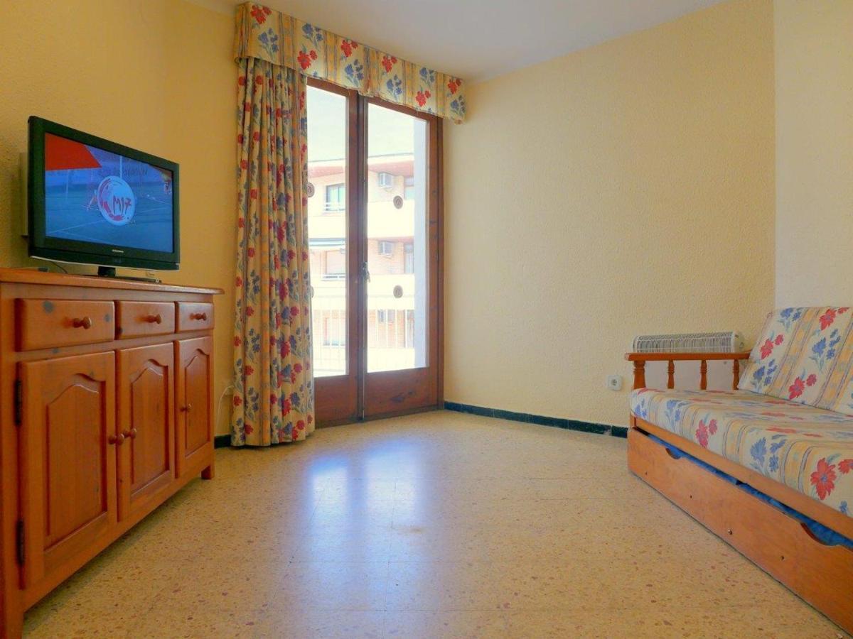 Apartamentos Bahia Dorada Y Iris Салоу Экстерьер фото